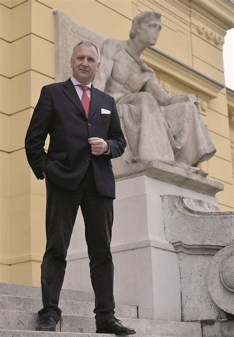andro krstulovic opara|Savjetnik Predsjednice, arheolog i diplomat u borbi za .